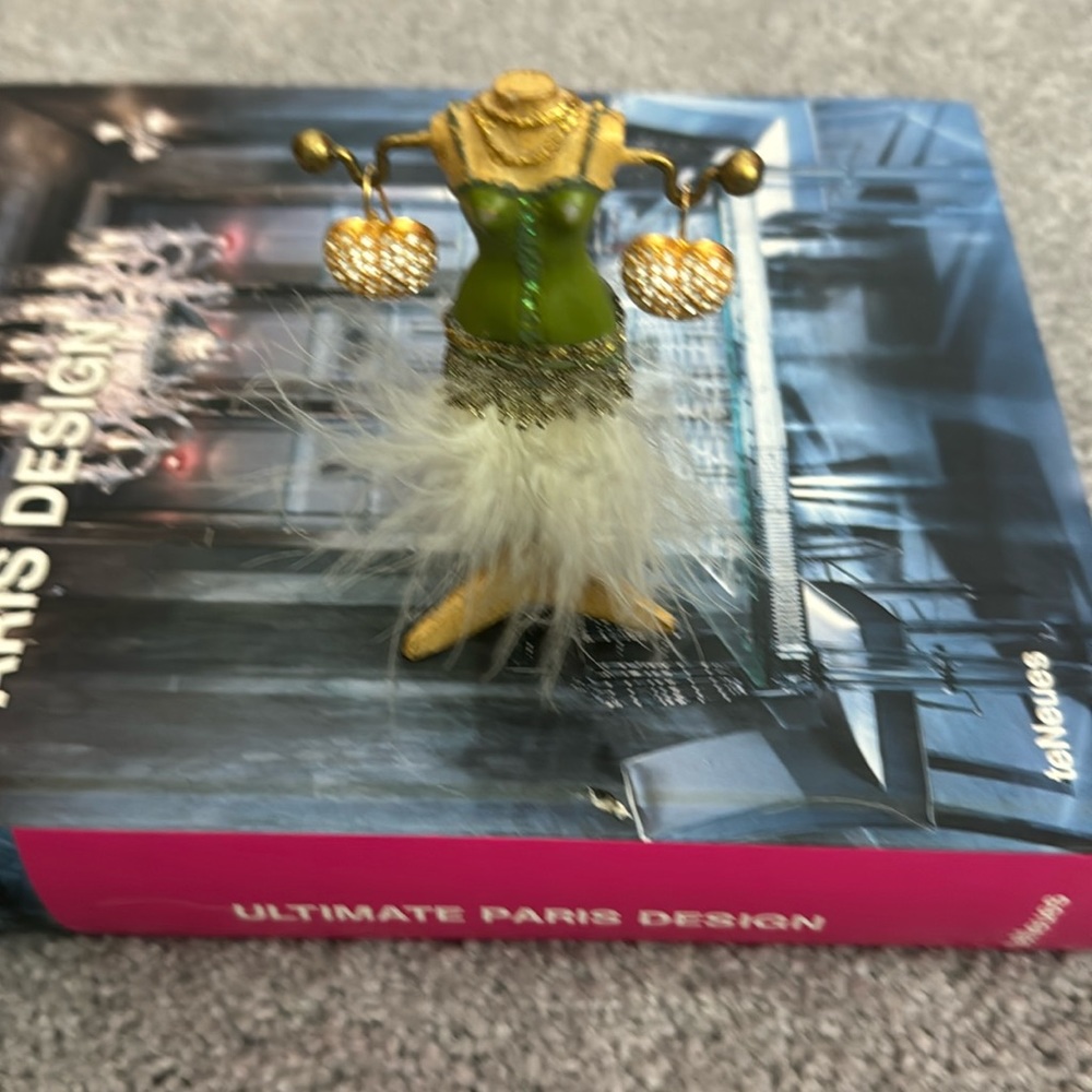 Earring Stand
